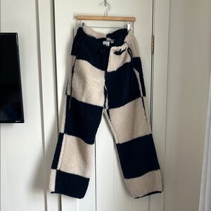 Gramsci fleece pants size M